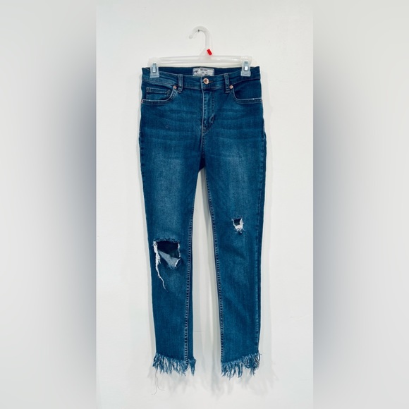 Free People Great Heights Distressed Skinny Jeans Frayed Hem Size 27 - Picture 1 of 9